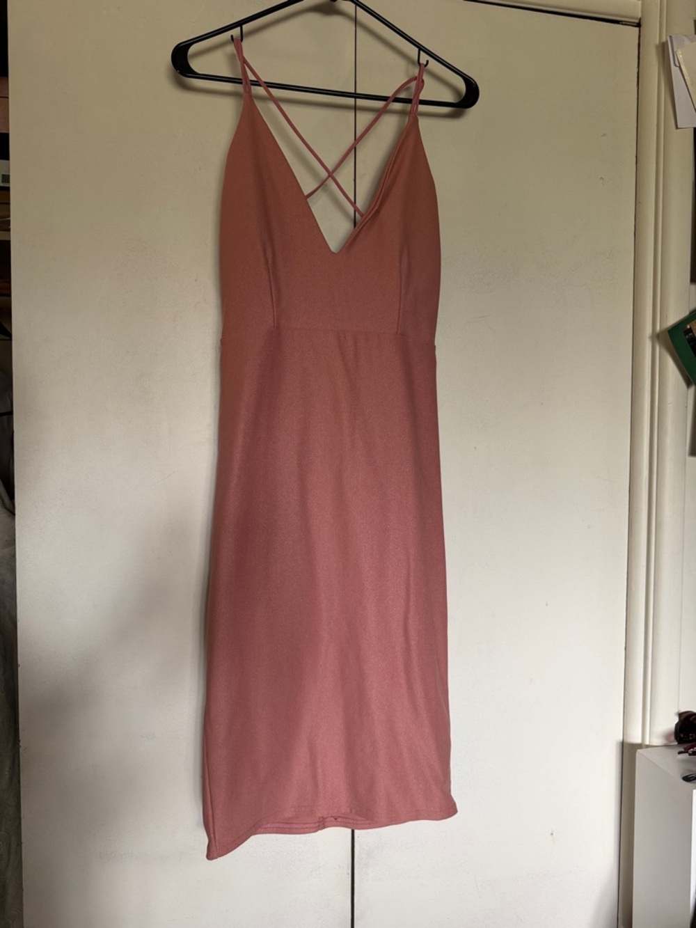 Missguided Dusty Rose Strappy V-Neck Midi Dress